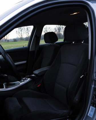 BMW Seria 3 cena 39900 przebieg: 181000, rok produkcji 2009 z Lewin Brzeski małe 529